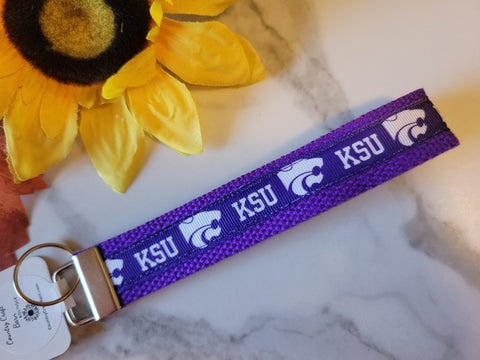 Kansas State University - Country Craft Barn Key Chain (KC-23)