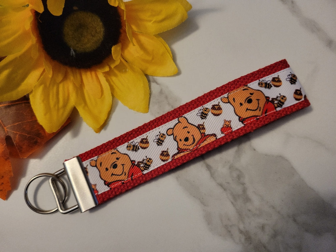 Pooh Bear Portrait- Red Country Craft Barn Key Chain (KC-111)