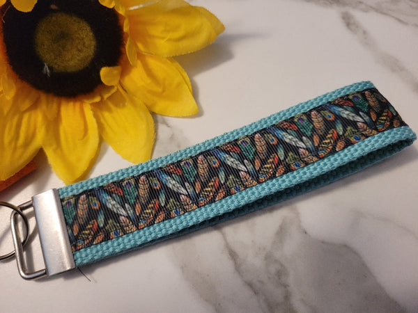 Feather Fashion - Country Craft Barn Key Chain (KC-116)