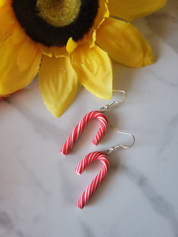 Peppermint Parade – Red/White Craft Barn Earrings (#421E)