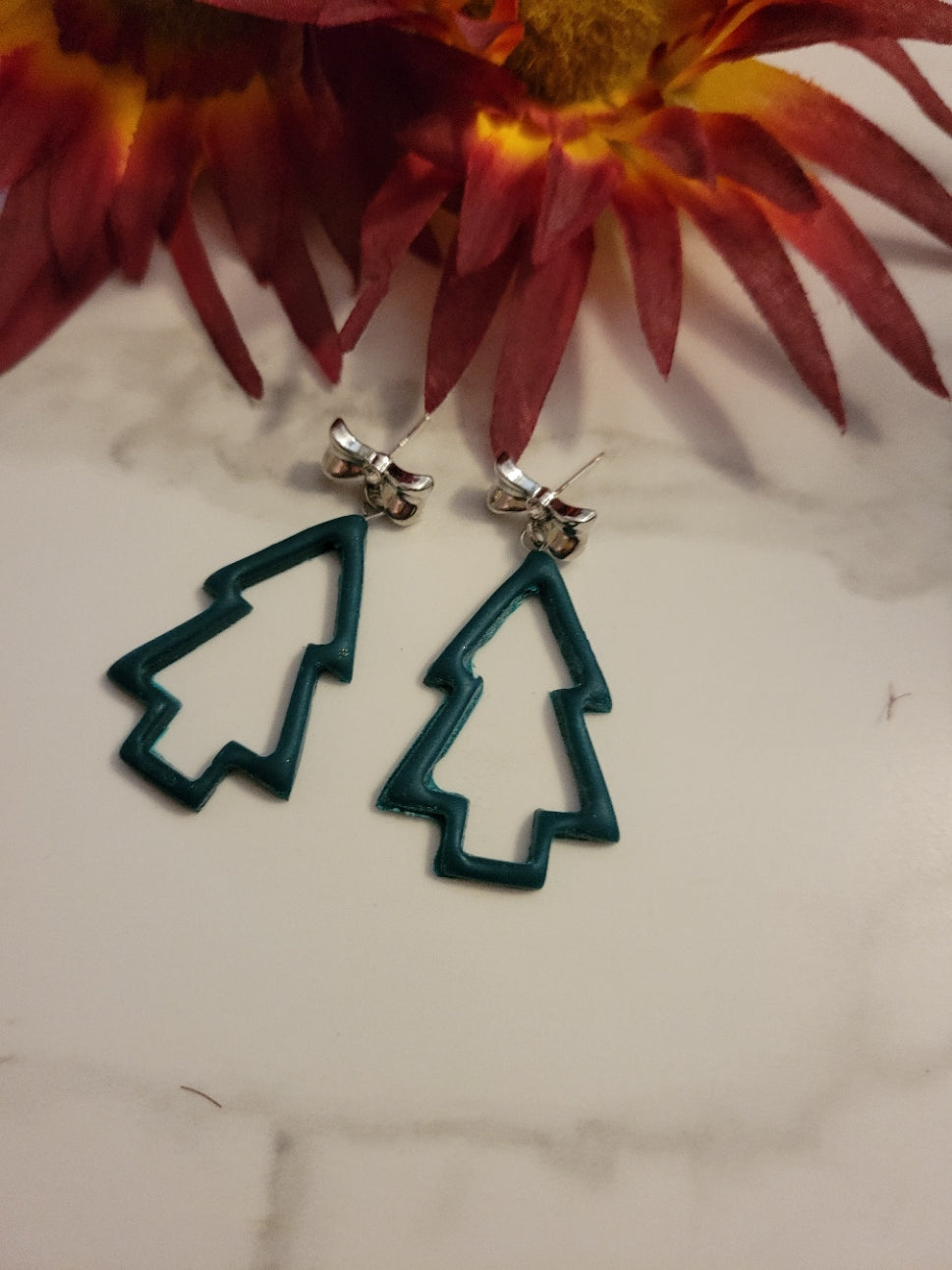 Tinsel & Trees - Green Country Craft Barn Earrings (#425E)