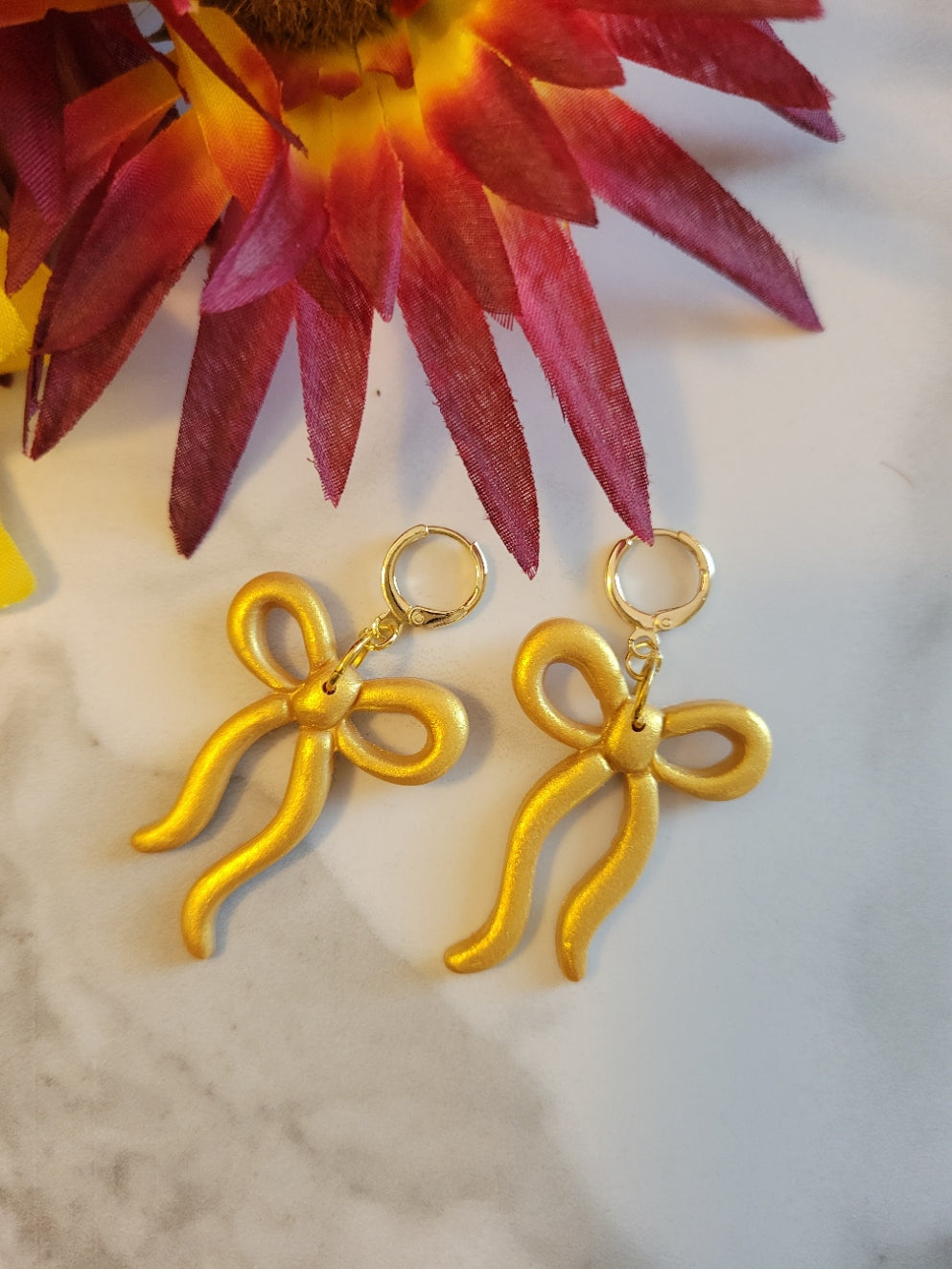 Golden Gift Ties - Gold Country Craft Barn Earrings (E-427)