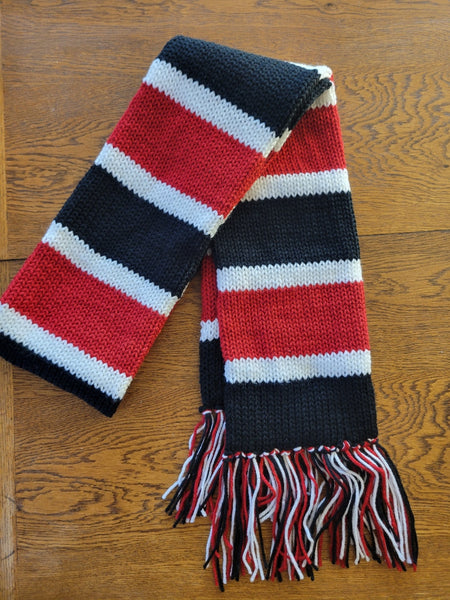 Team Spirit - Black/White/Red Country Craft Barn (KS-1044)