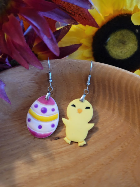 Peep & Pastel Pair - Yellow Country Craft Barn Earrings (E-369)