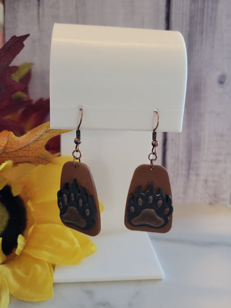 Woodland Spirit -Brown/Black Country Craft Barn Bear Paw Earrings (E-437)