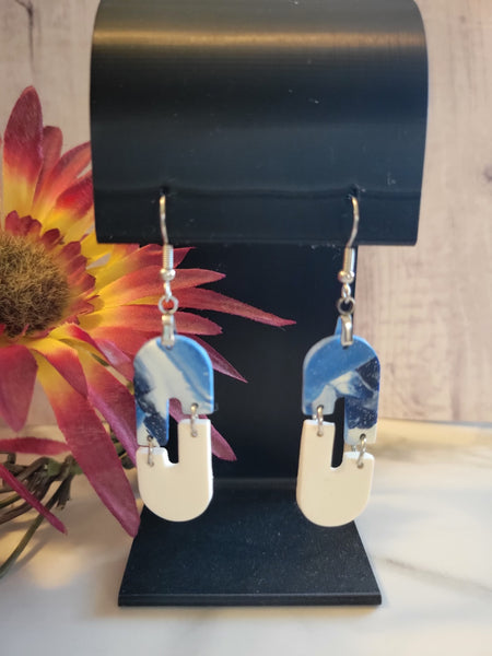 Arctic Mist Arches - Blue/White Country Craft Barn Earrings (E-446)