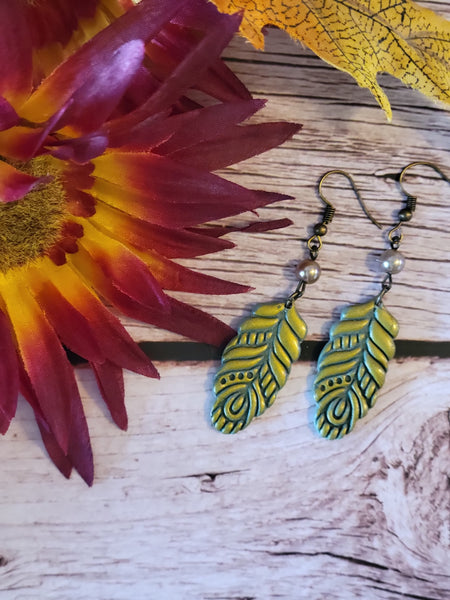 Golden Drift Feather -  Olive/Brass Country Craft Barn Earrings (E-462)