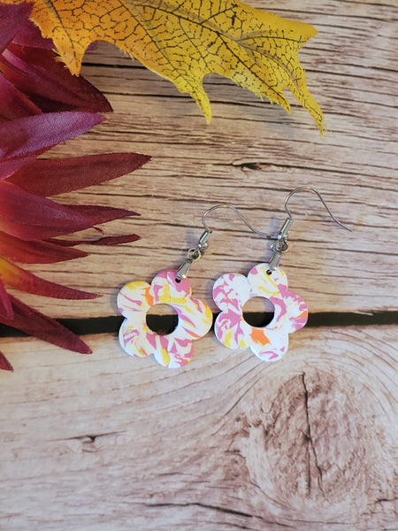 Painted Petal Whirl- Pink/White Country Craft Barn Earrings (E-455)