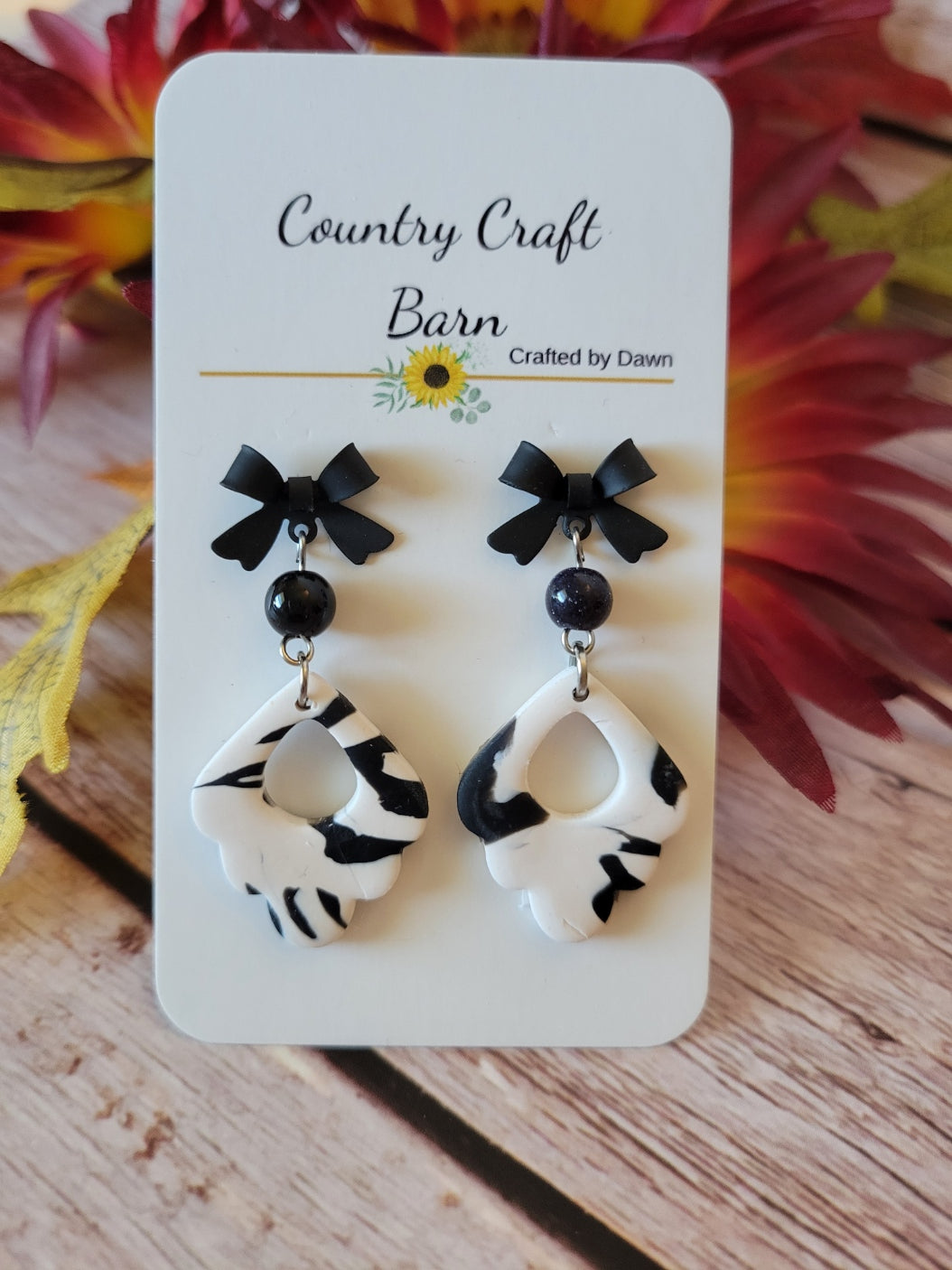 Monochrome Marble Swirls Country Craft Barn Earrings (E-189)
