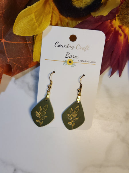 Golden Grove - Olive Green Country Craft Barn Earring (E-473)