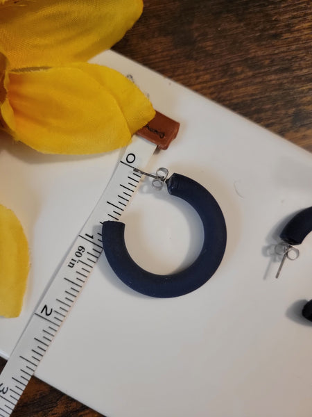 Midnight Curve - Navy - Country Craft Barn Hoop Earring (E-474)