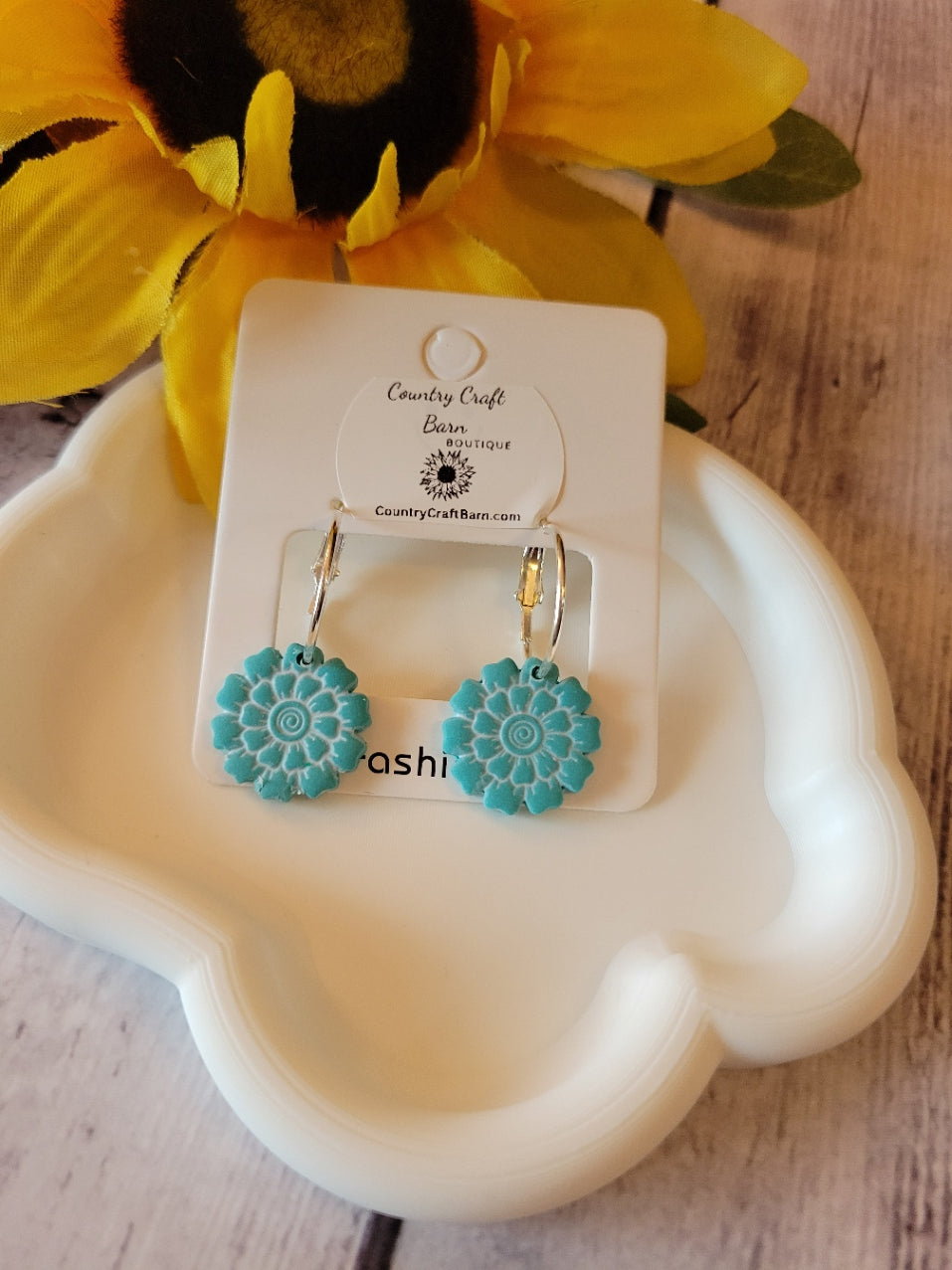 Country Garden - Blue Country Craft Barn Earrings (E-479)