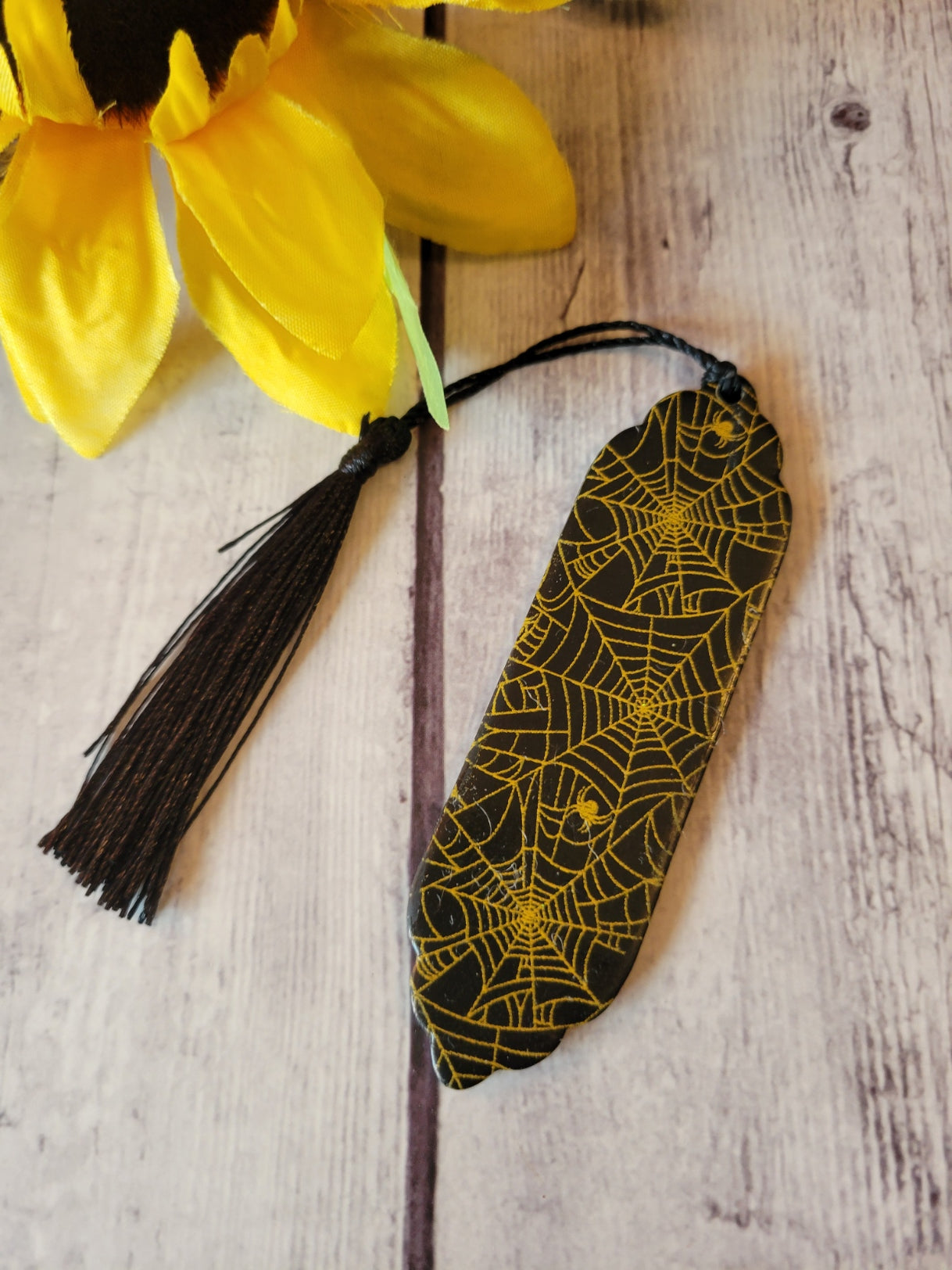 Golden Web - Gold/Black Country Craft Barn Bookmark (BM-005)