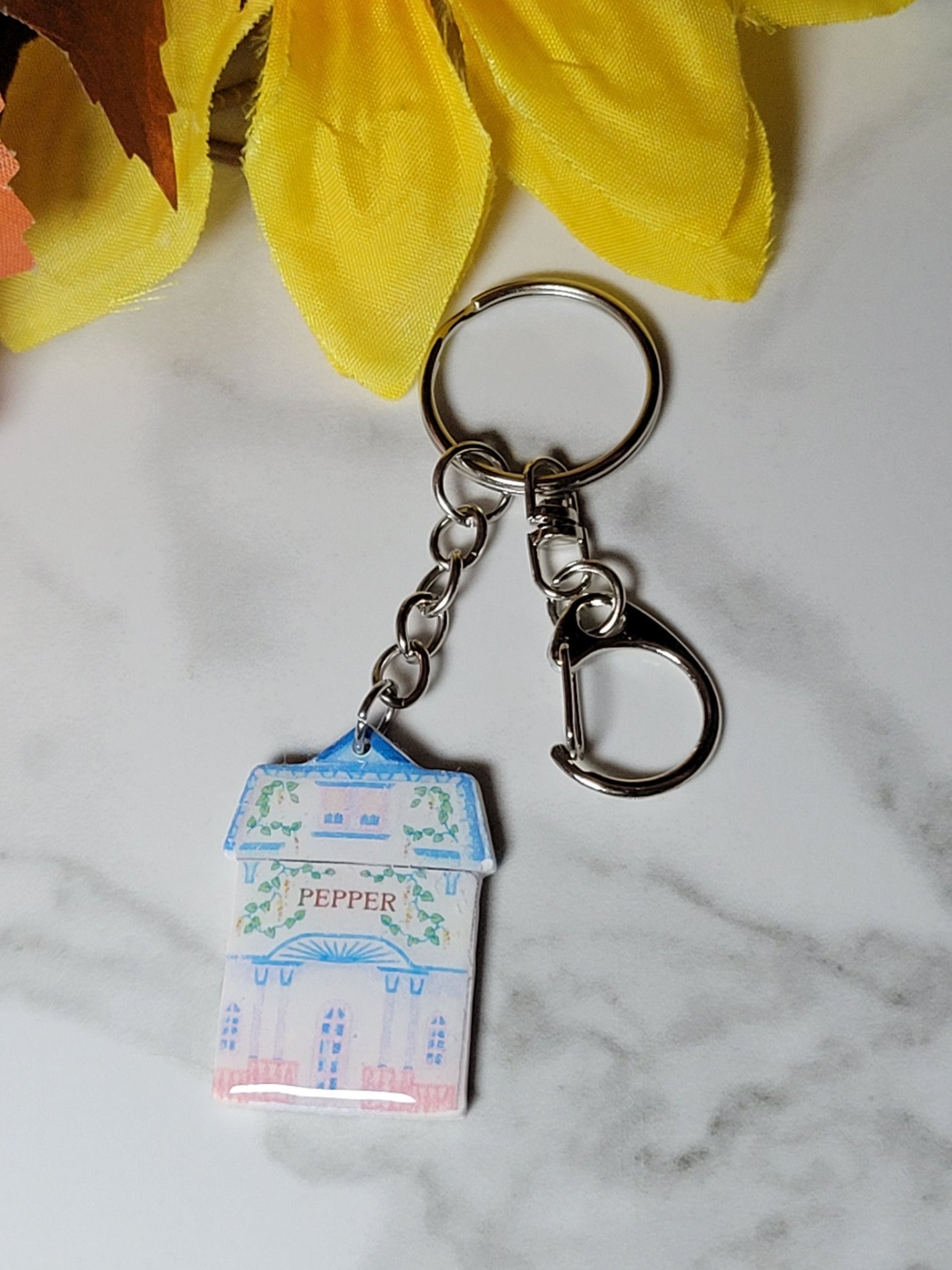 Nostalgic Houses of Spice - Country Craft Barn Key Chains/Handbag Charms (PC-017)