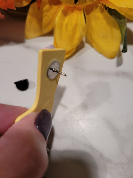 Country Garden Boot -Yellow/Purple Craft Barn Hat Pin (HP-002)