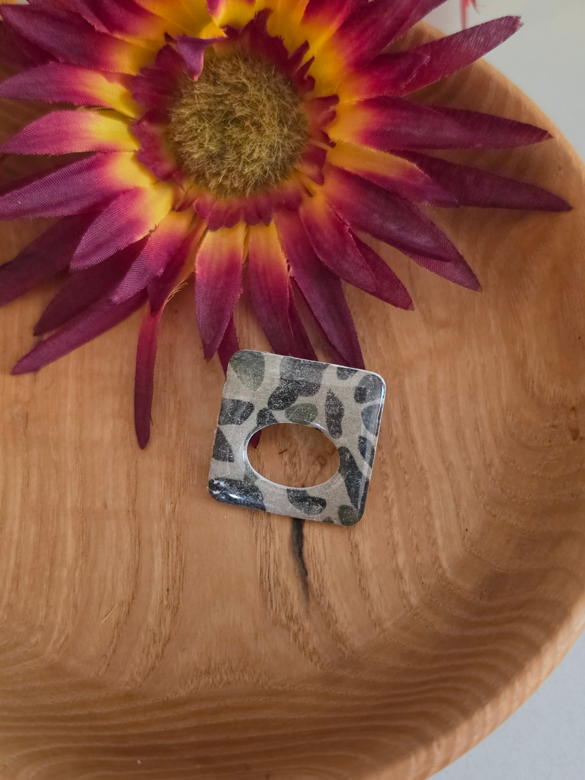 Distressed Camo - Green Eyeglass Holder Pin (EP-011)
