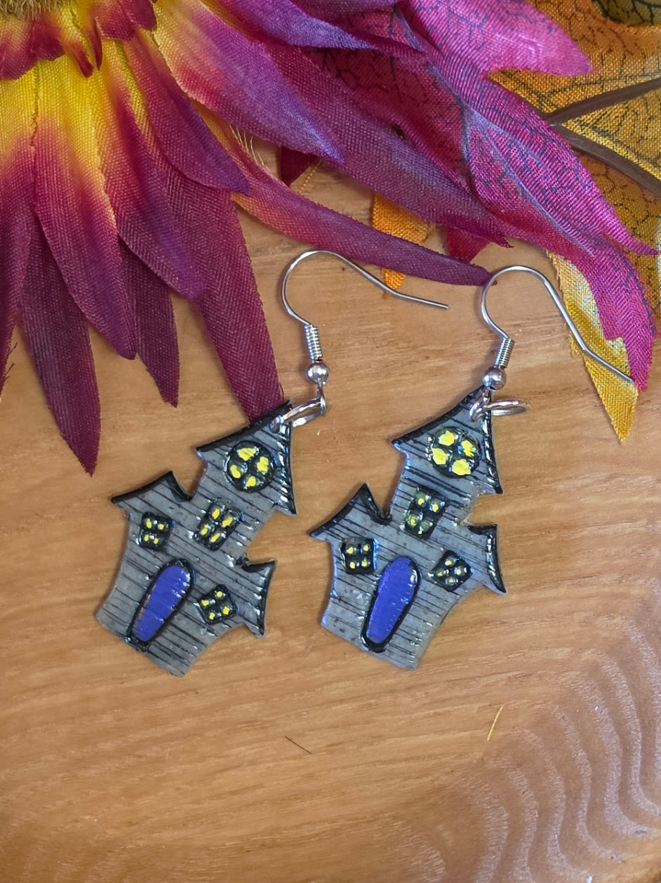 🏚️ Haunted Manor - Gray Country Craft Barn Earrings (E-495)
