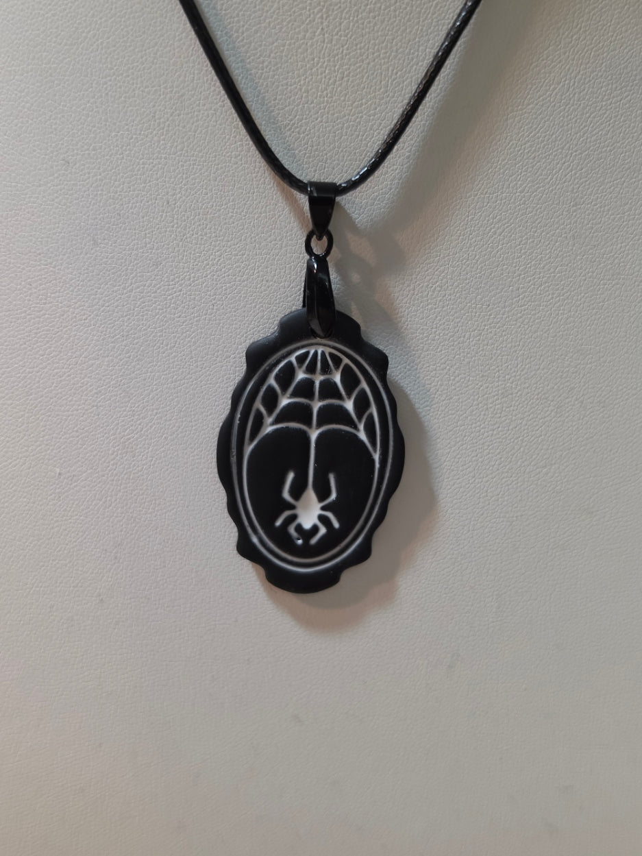 🕸️ Silken Shadows - Black Country Craft Barn Necklace (NL-670)