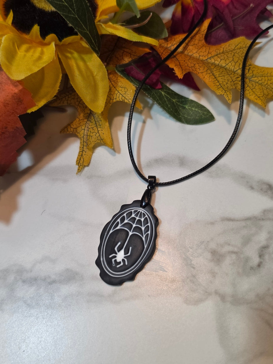 🕸️ Silken Shadows - Black Country Craft Barn Necklace (NL-670)