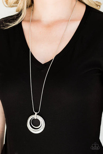 Gather Around Gorgeous - White Paparazzi Necklace (PZ-2898)