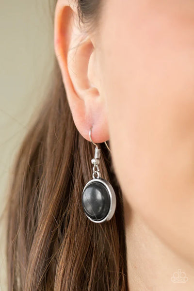 Cougar - Black Paparazzi Necklace (PZ-2148)