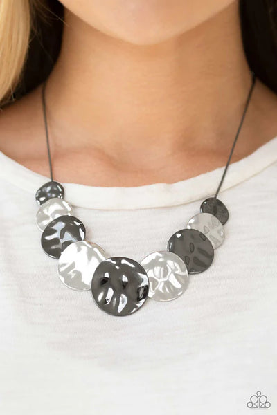 A Daring DISCovery - Black Paparazzi Necklace (PZ-1467)