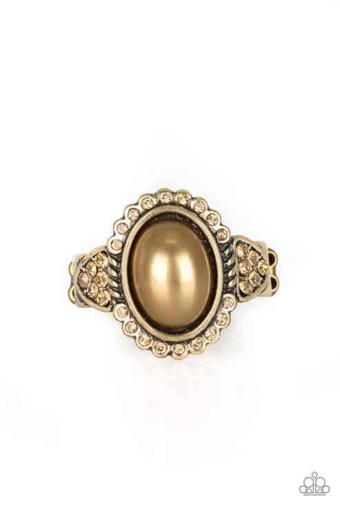 Pearl Party - Brass Paparazzi Ring (T84)