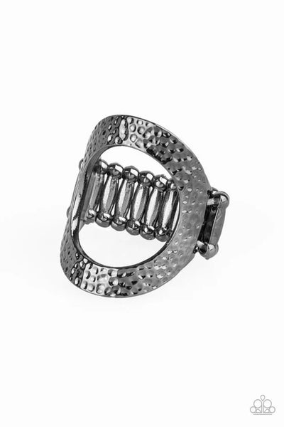 Tour de Contour - Black Paparazzi Ring (T92)