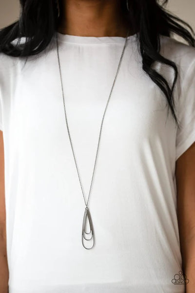 The Big Three - Black Paparazzi Necklace (PZ-3663)