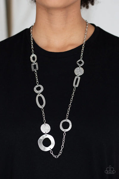 Metro Scene - Silver Necklace - Paparazzi Accessories (PZ-5333)