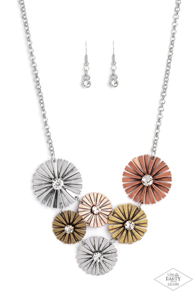 Flauntable Fanfare - Multi Paparazzi Necklace