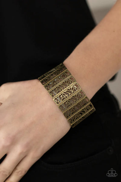 Ornate Orchards - Brass Paparazzi Bracelet (PZ-4971)