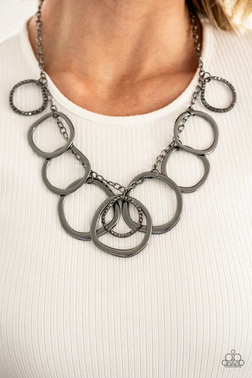 Dizzy With Desire - Black Paparazzi Necklace (PZ-5732)