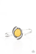 Living Off The BANDLANDS - Yellow Paparazzi Bracelet (PZ-3811)