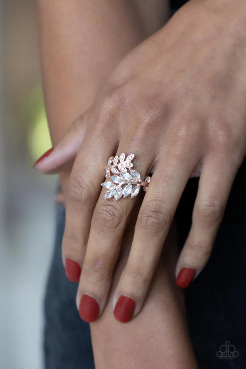 Glowing Gardenista - Rose Gold Paparazzi Ring