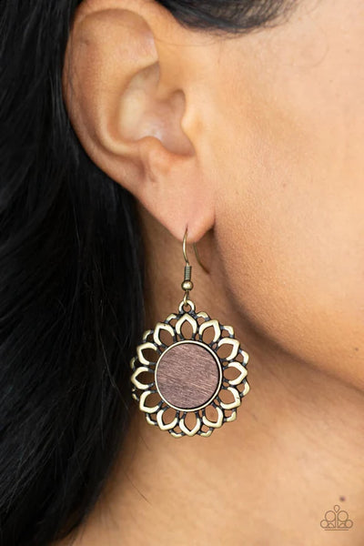 Farmhouse Fashionista - Brass Paparazzi Earrings (PZ-5051)