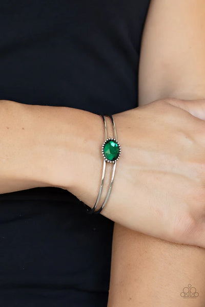 Magnificently Mesmerized - Green Paparazzi Bracelet (PZ-5230)