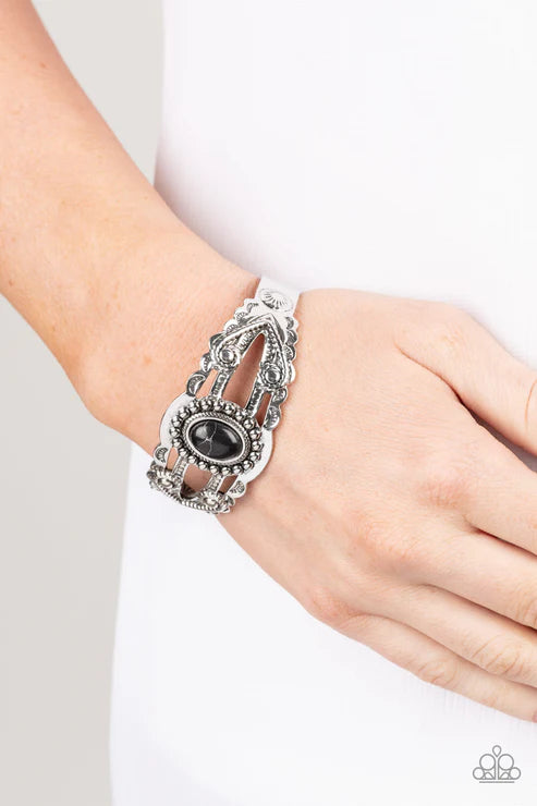 Sonoran Soul Searcher - Black Paparazzi Bracelet (PZ-3913)