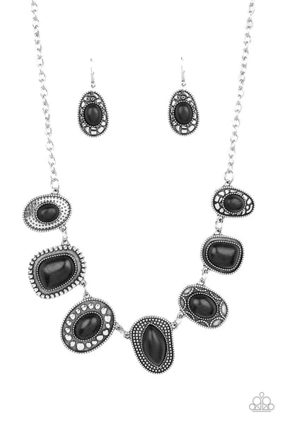 Albuquerque Artisan - Black Paparazzi Necklace (PZ-836)