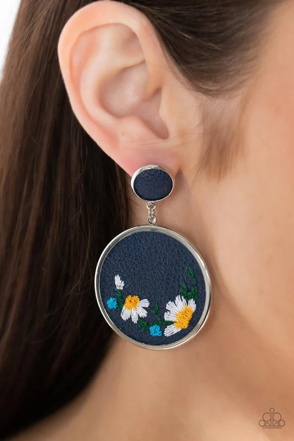 Embroidered Gardens - blue - Paparazzi earrings (PZ-5722)