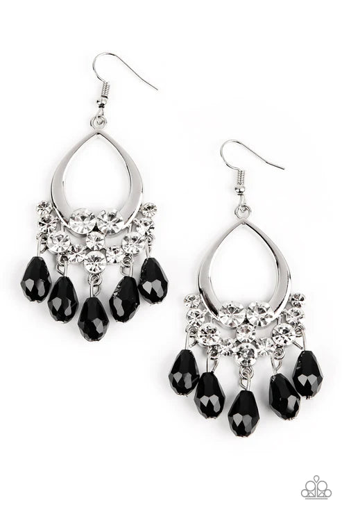 Famous Fashionista - Black Paparazzi Earrings