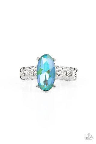 Stellar Sensation - Green Paparazzi Ring (T86)