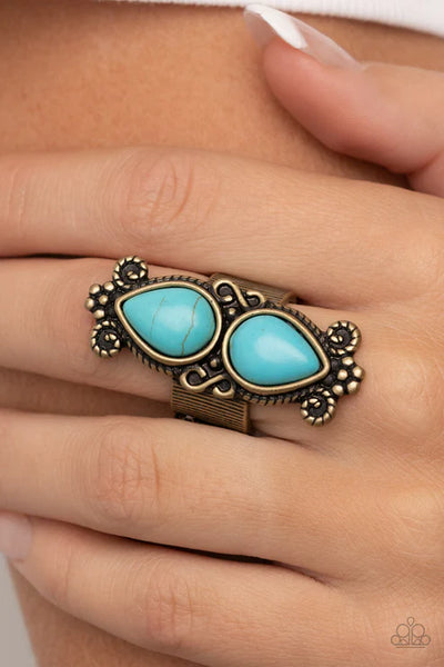 Adobe Garden - Brass Paparazzi Ring (T15)