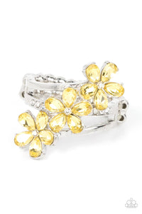Posh Petals - Yellow Paparazzi Ring (R192)