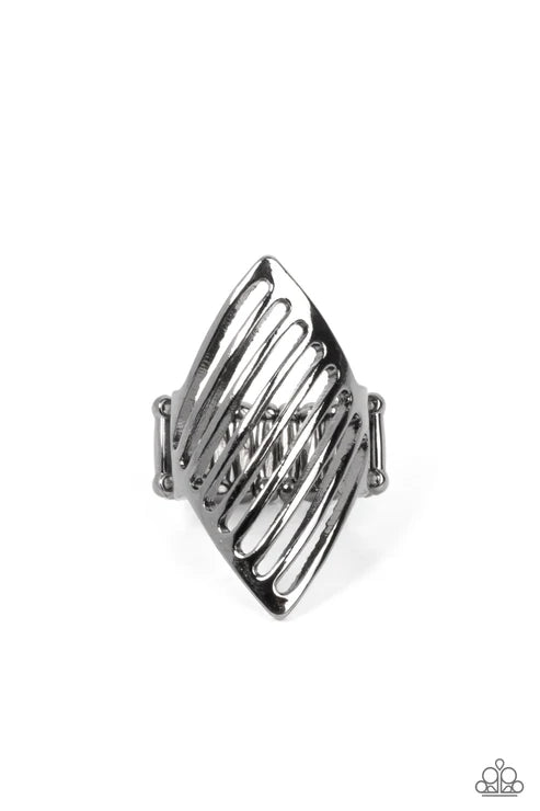 I Just Need to Vent - Black Paparazzi Ring (T62)