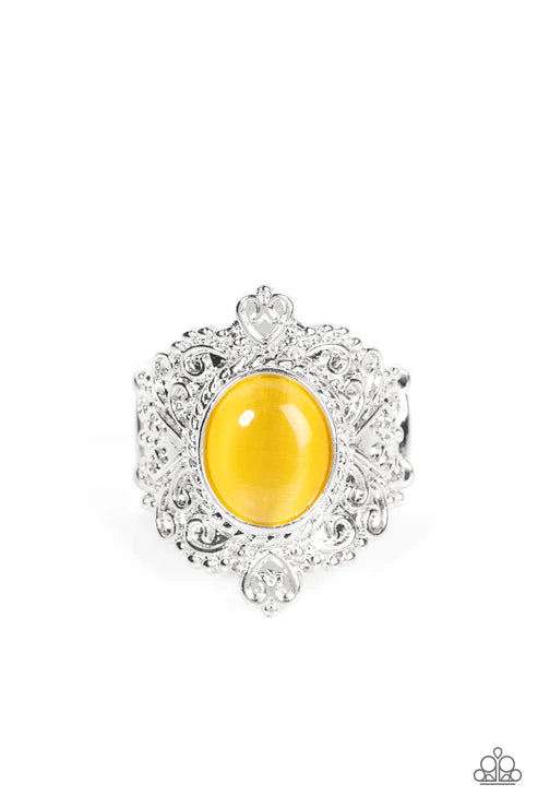 Delightfully Dreamy - Yellow Paparazzi Ring (T72)