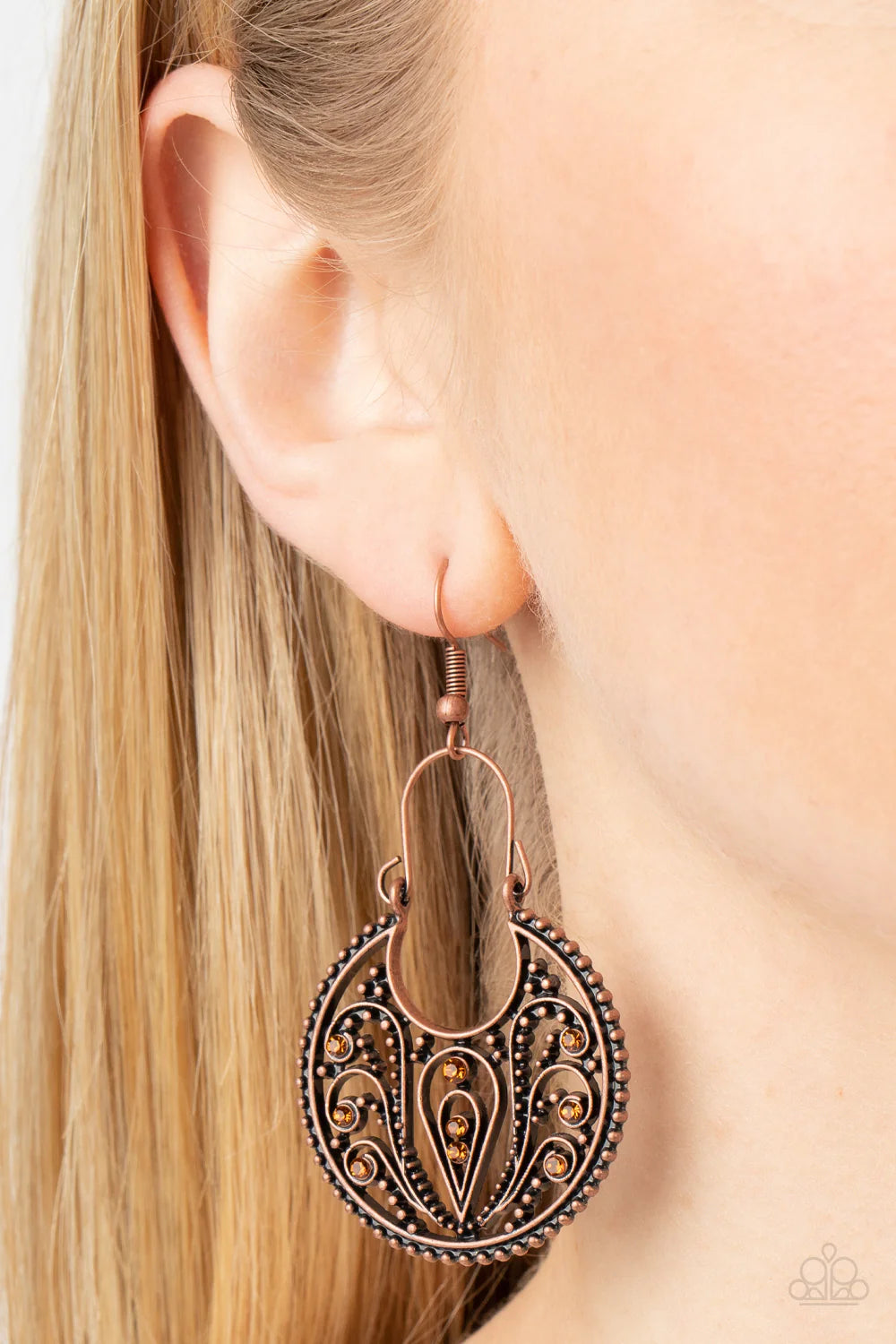 Vineyard Villa - copper - Paparazzi earrings (PZ-5148)
