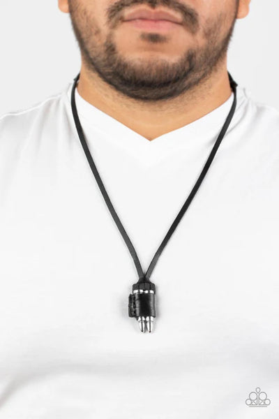 On the Lookout - Black Paparazzi Necklace (PZ-3994)