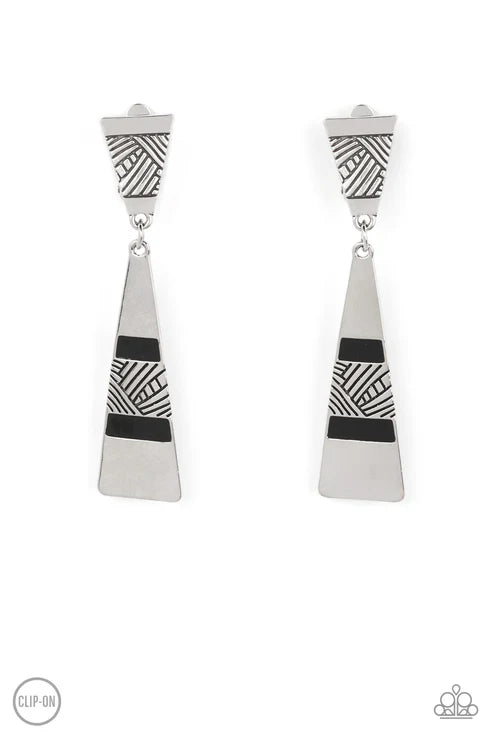 Paparazzi ♥ Safari Seeker - Black ♥ Clip-On
