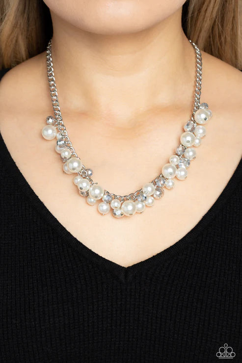 Glinting Goddess - Silver Paparazzi Necklace (PZ-3715)